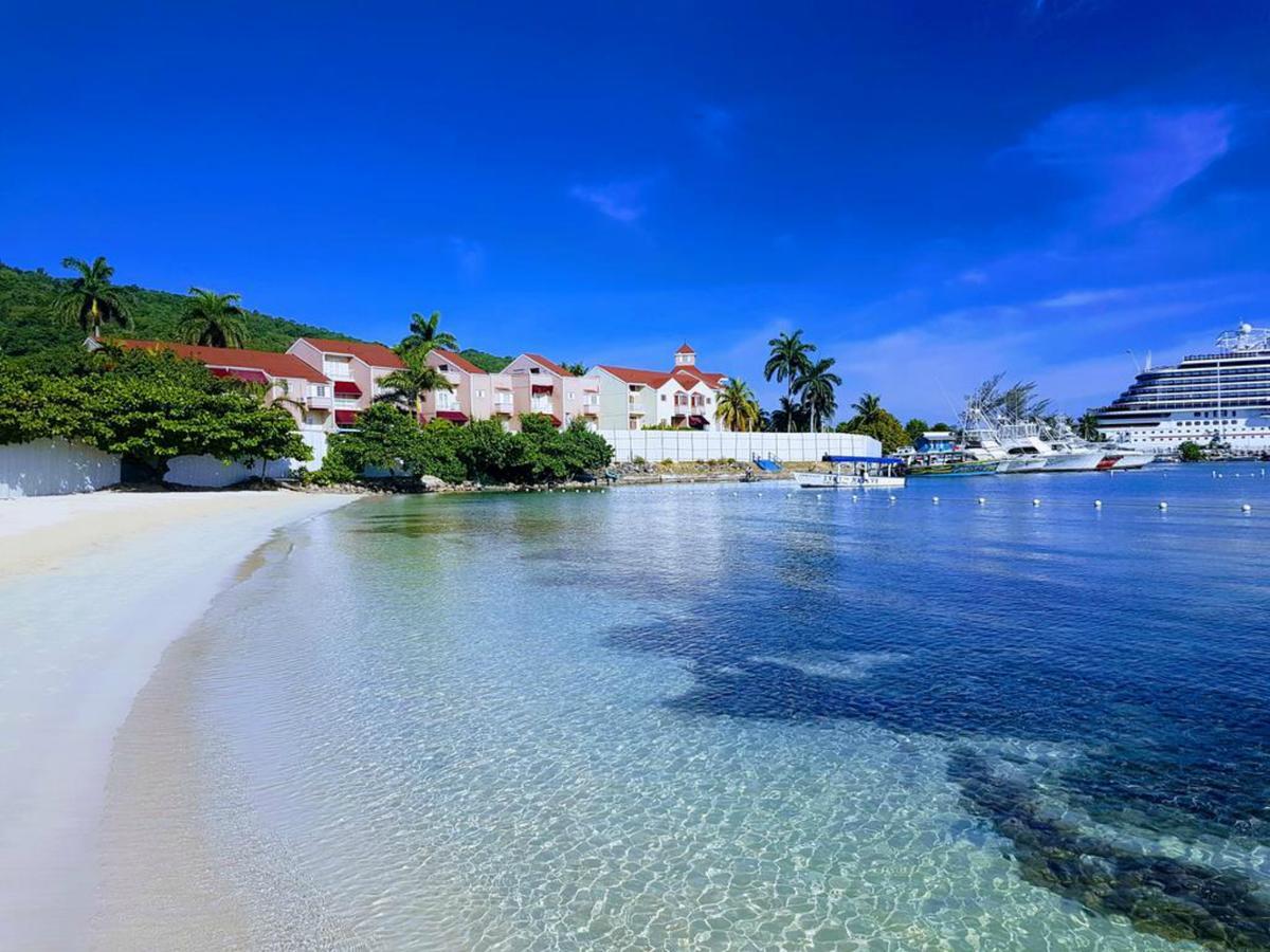 Fisherman'S Point Beach-Front Condomania Ocho Rios Exteriér fotografie